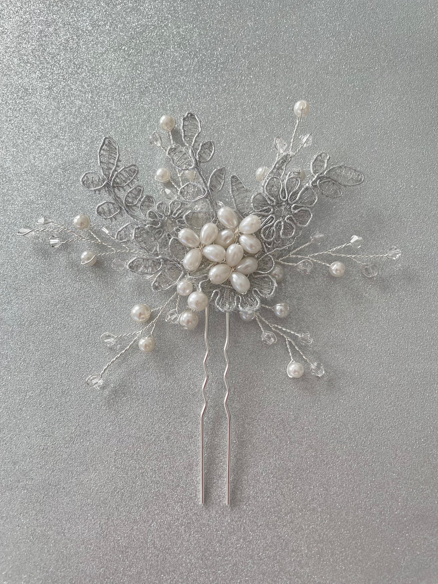 Suri Silver Leaves Spray Vine Hair Pin