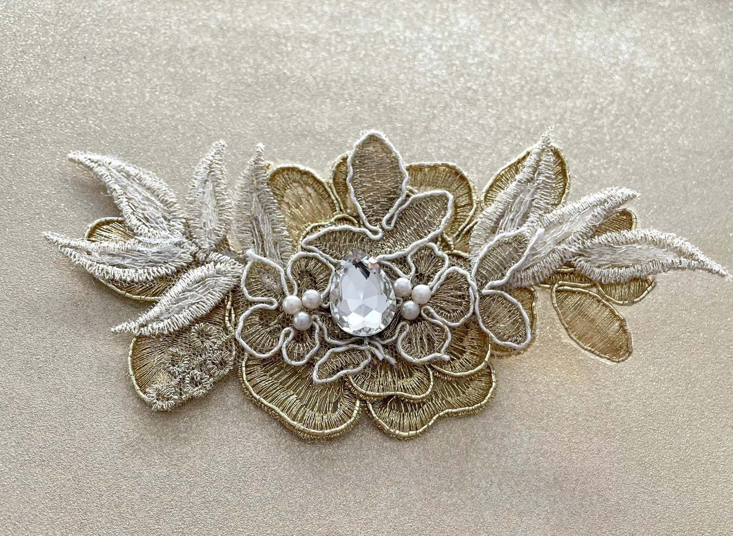 Golden Gal Lace and Crystal Embellished Hair Clip