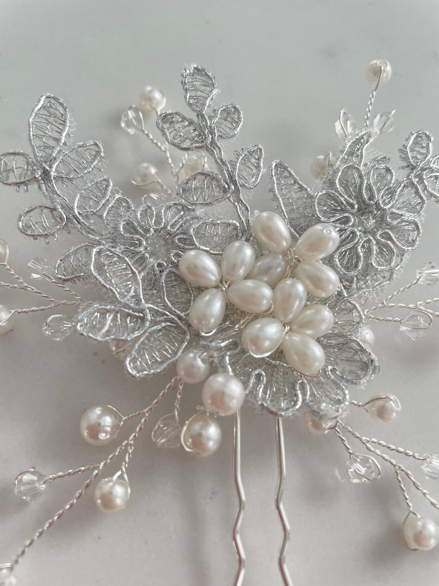 Suri Silver Leaves Spray Vine Hair Pin