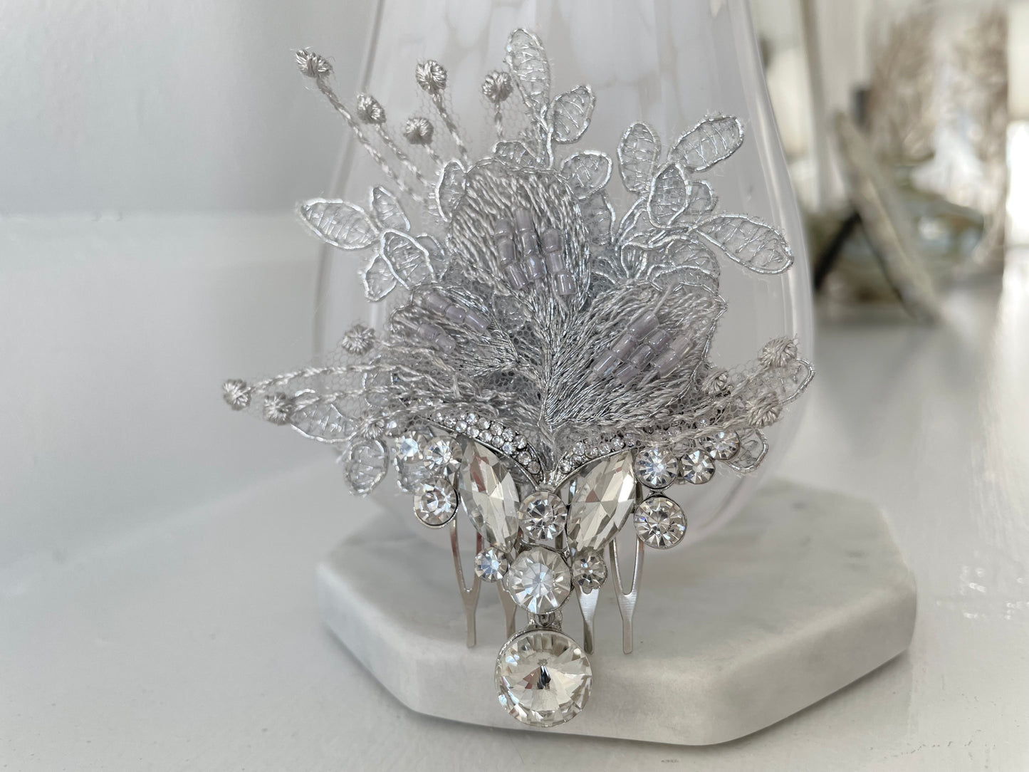 Jaqueline Dangling Rhinestone Silver Leaf Comb