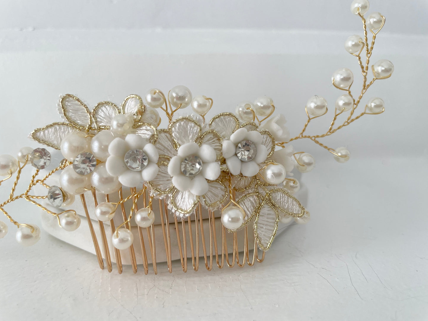 Colette Golden Pearl Hair Vine Comb