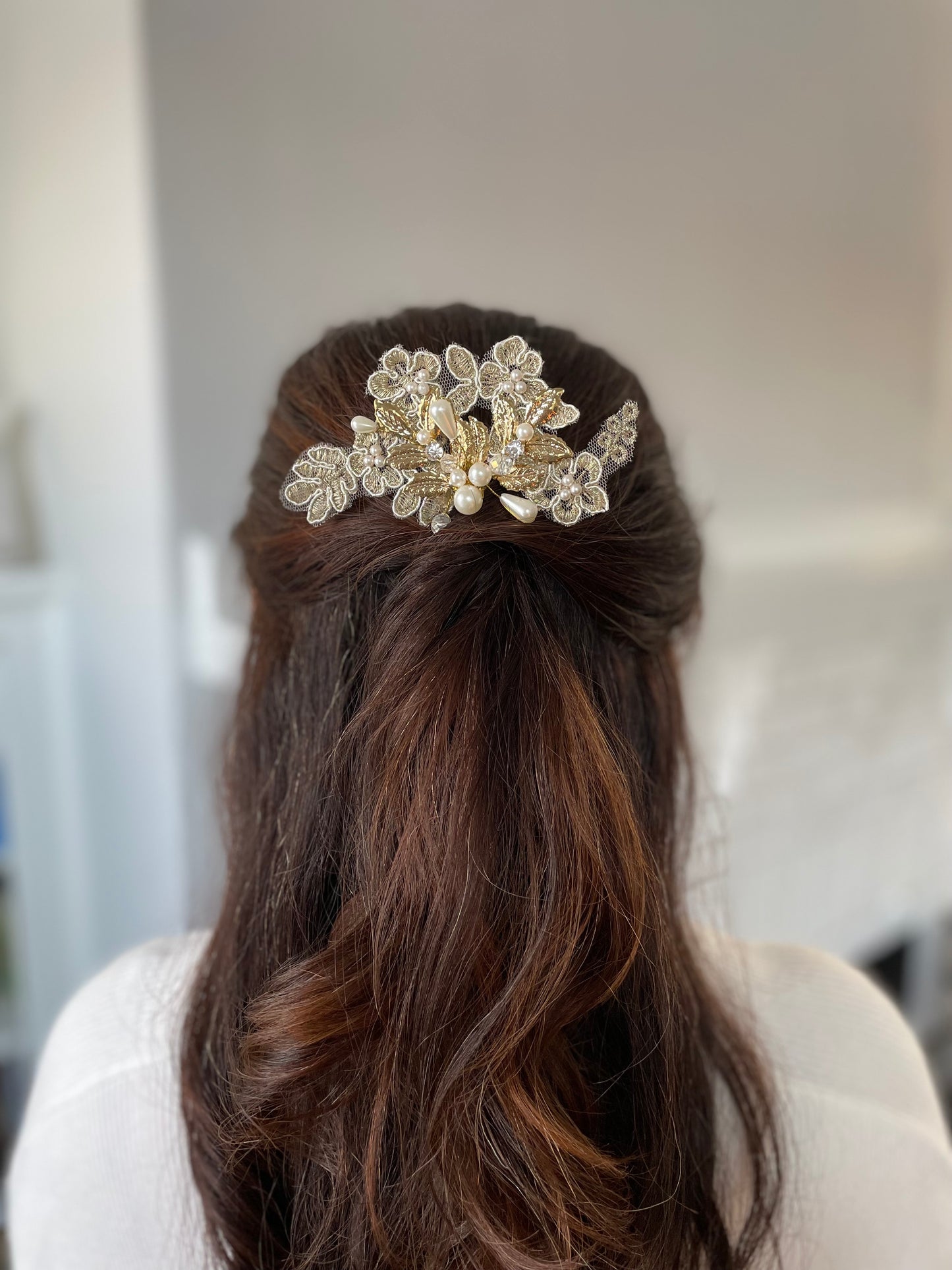 Lovett Golden Pearl Floral Hair Pin