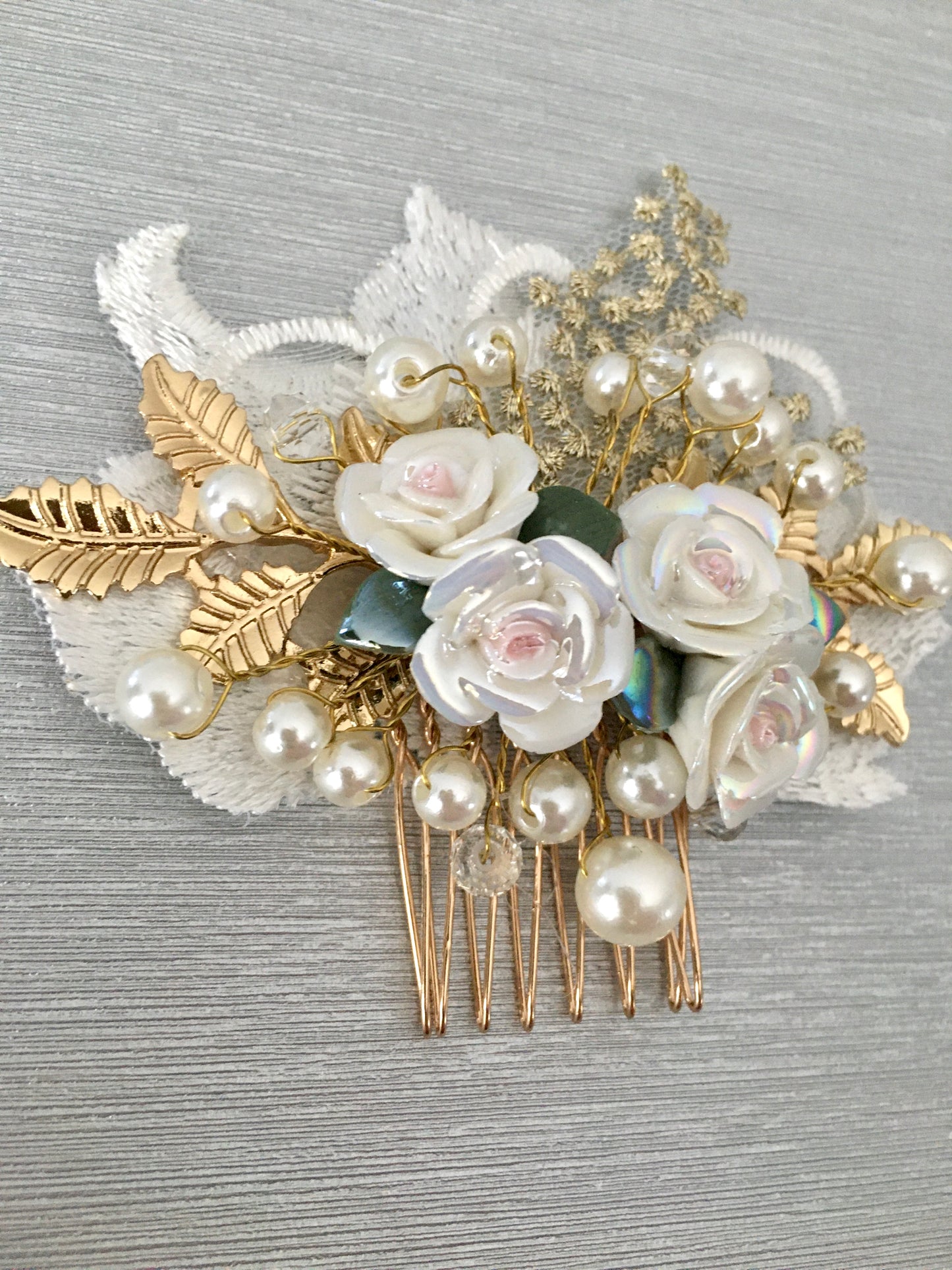 White Veil Golden Blush Floral Bridal Comb