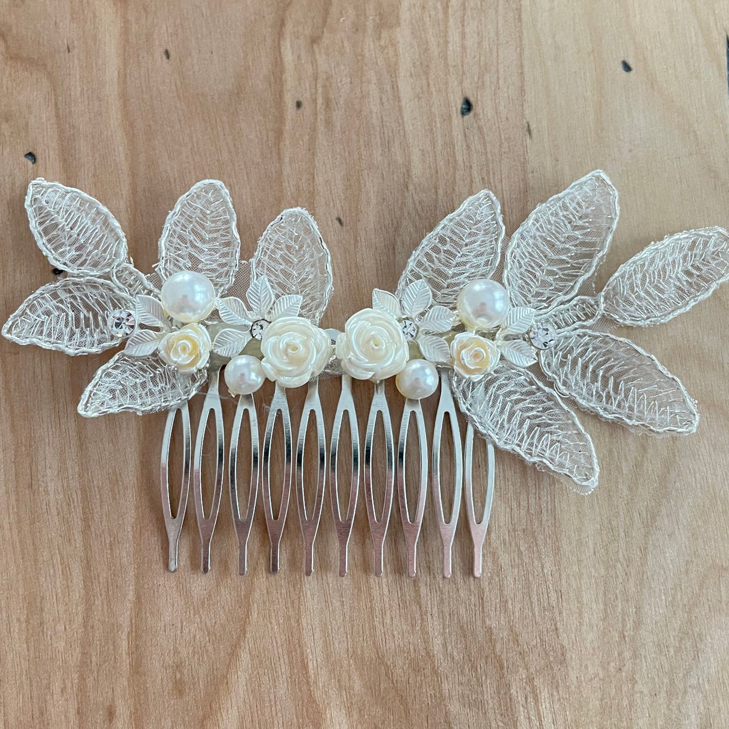 Veronica Vine Roses Hair Comb