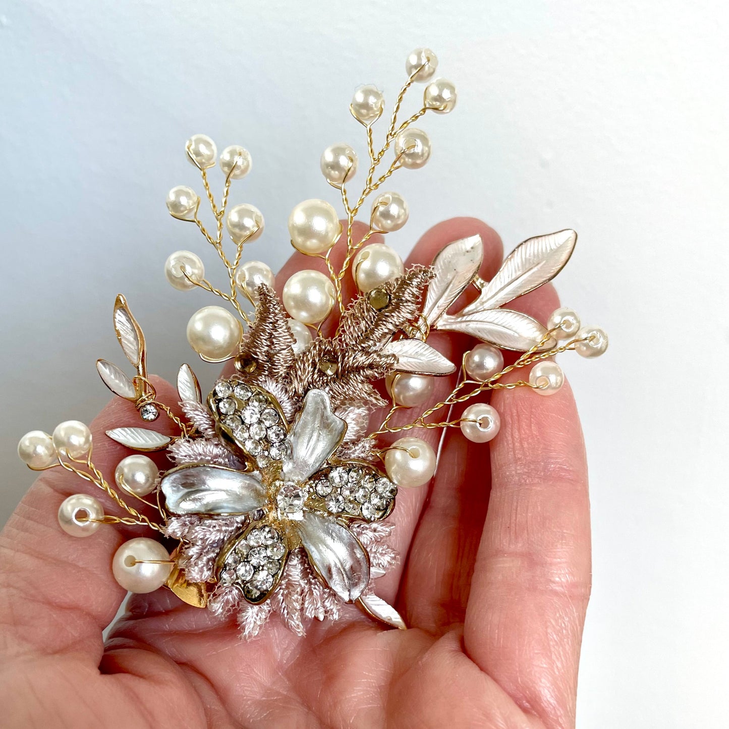 Golden Posey Floral Hair Clip