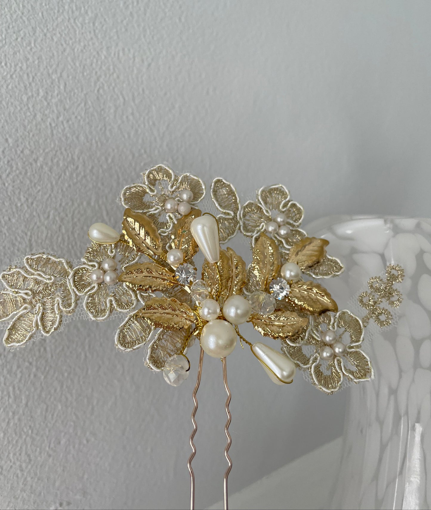 Lovett Golden Pearl Floral Hair Pin