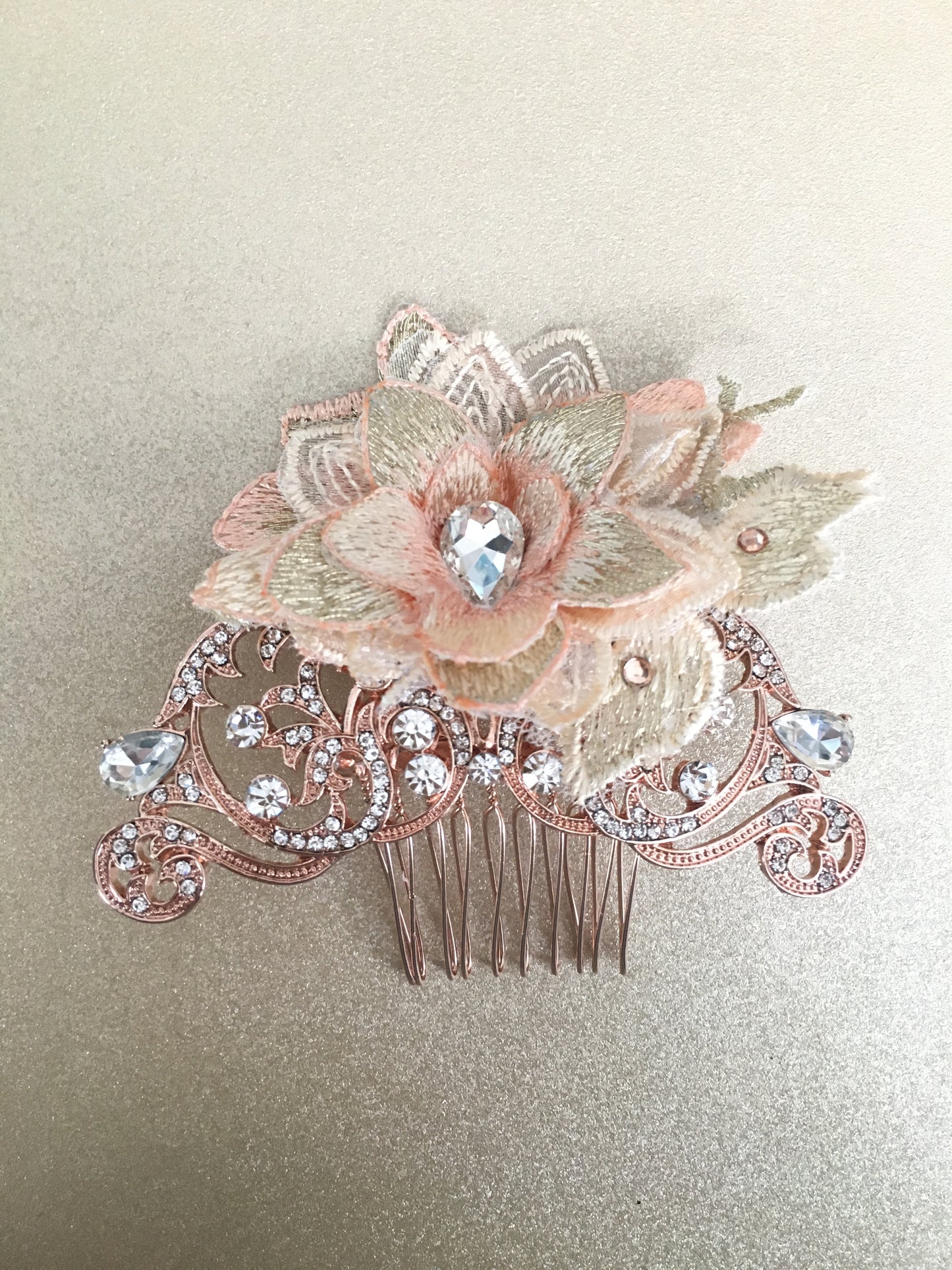 Maui Peach Champagne Hair Comb