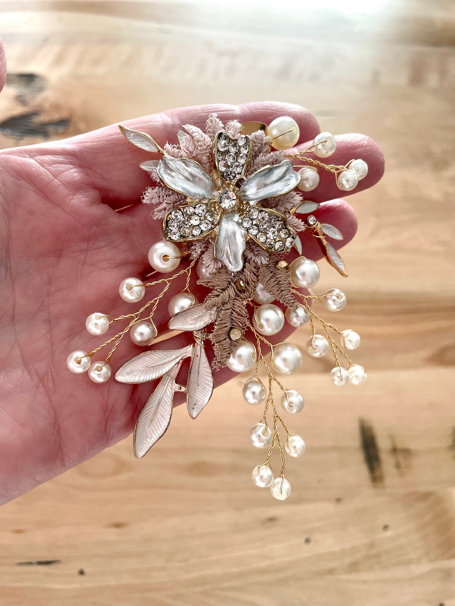 Golden Posey Floral Hair Clip