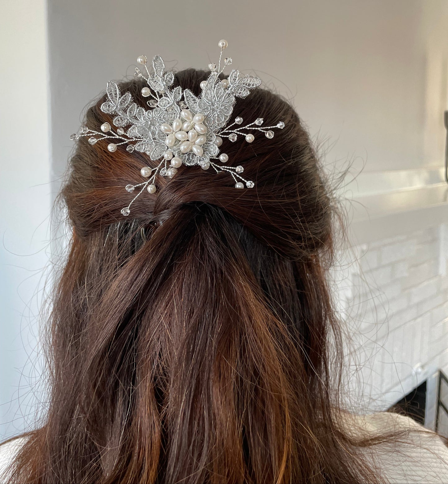 Suri Silver Leaves Spray Vine Hair Pin