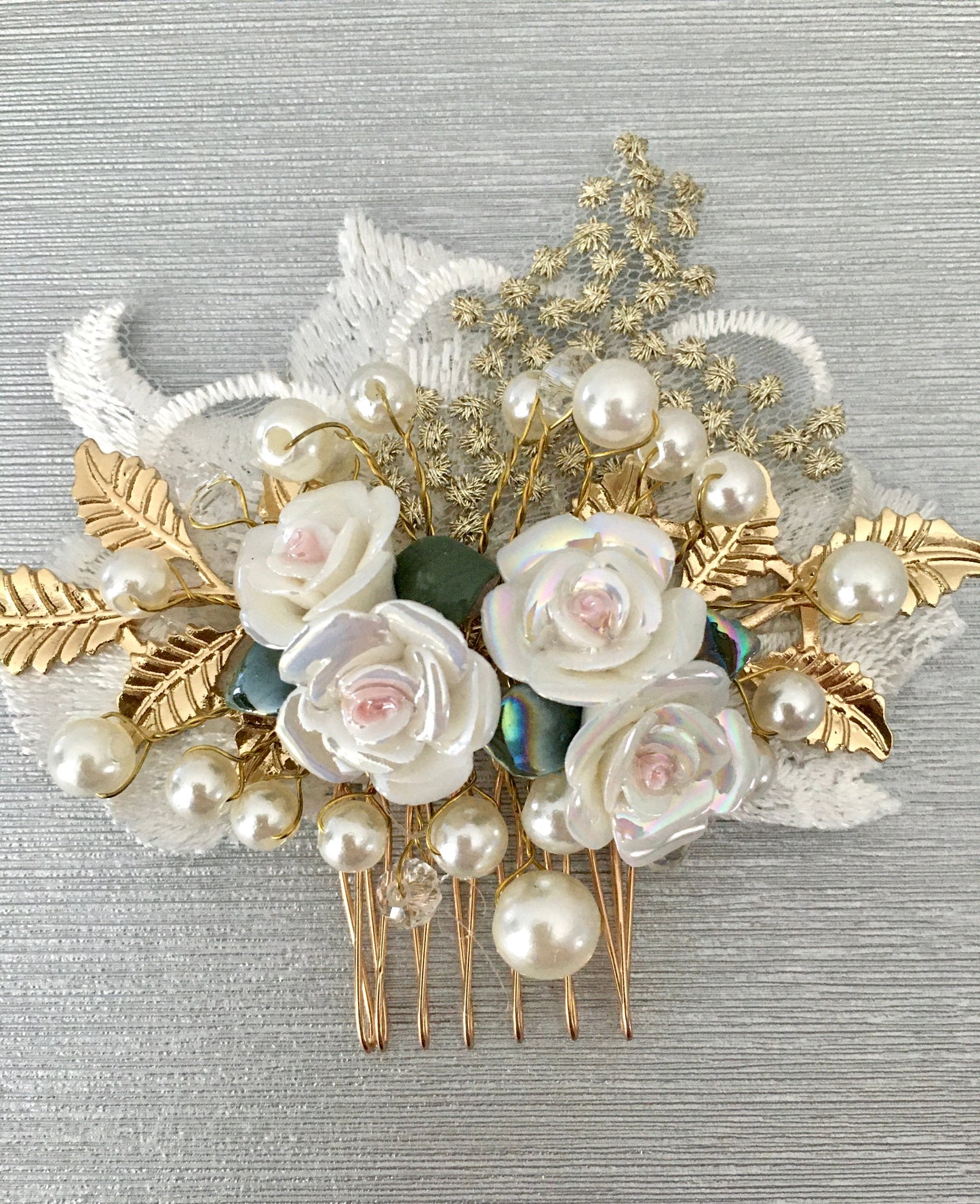 White Veil Golden Blush Floral Bridal Comb