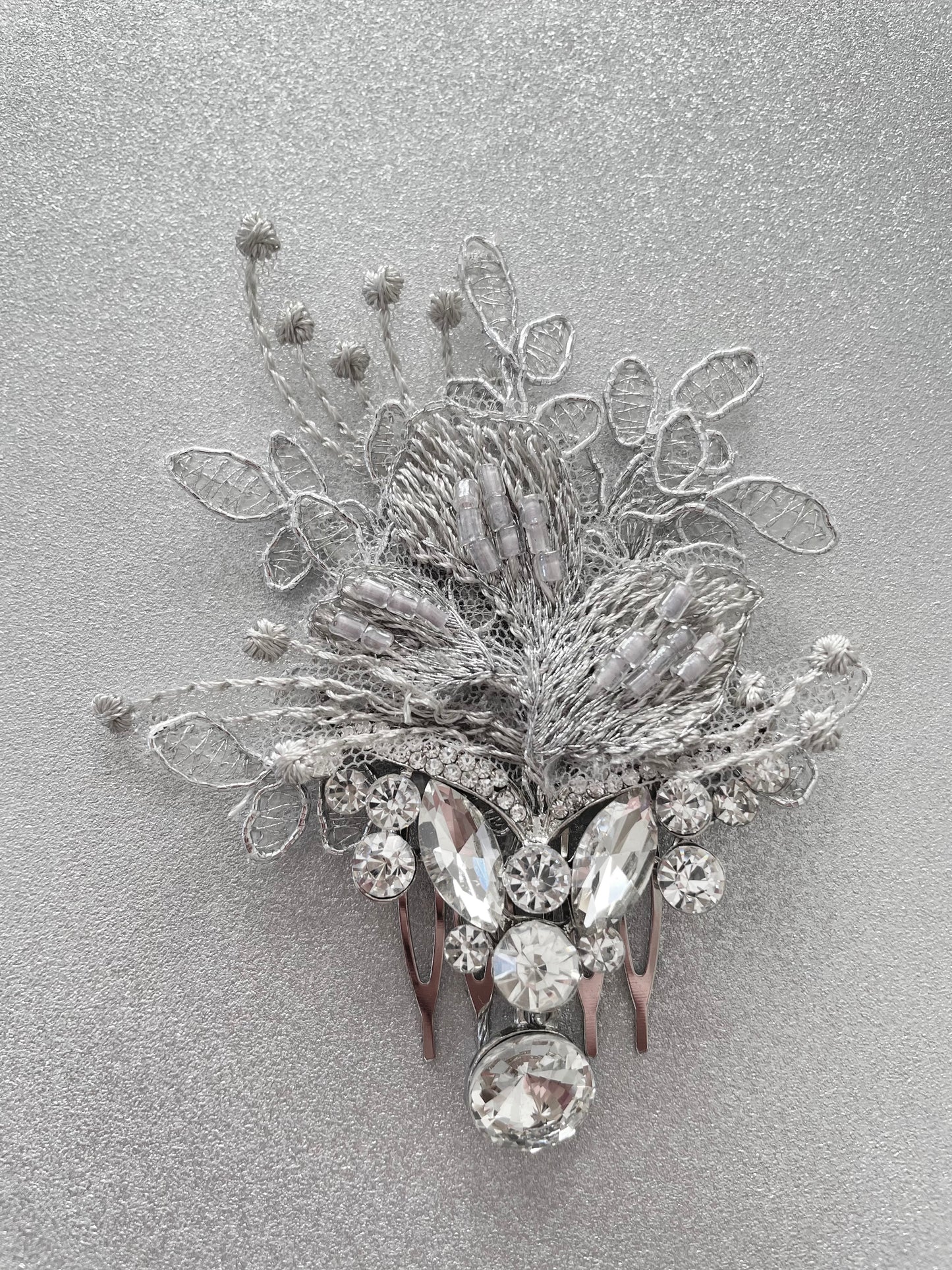 Jaqueline Dangling Rhinestone Silver Leaf Comb